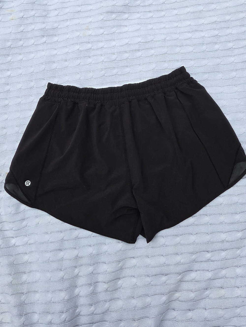 Lululemon Hotty Hot High-Rise Lined Short 4" - Picture 3 of 6